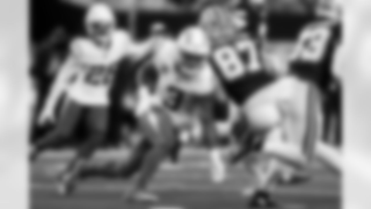 Take a look back at the best photos of the defense's 2025 campaign.