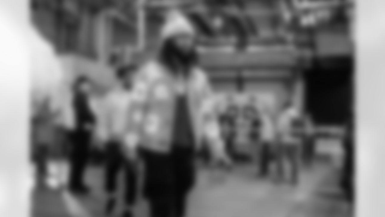 The Los Angeles Chargers play the New York Jets on Monday, November 6, 2023 at MetLife Stadium in East Rutherford, NJ.
[FINAL SCORE: LAC 27 - NYJ 6]