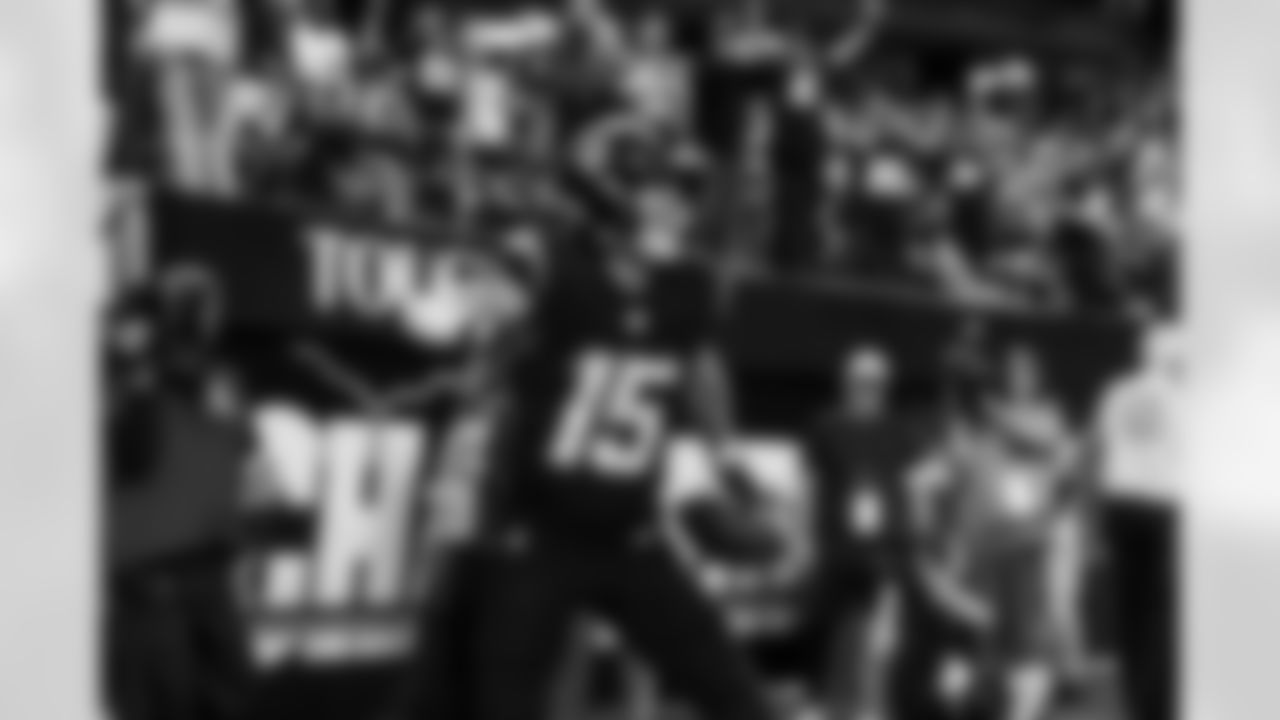 WR Ladd McConkey (15)