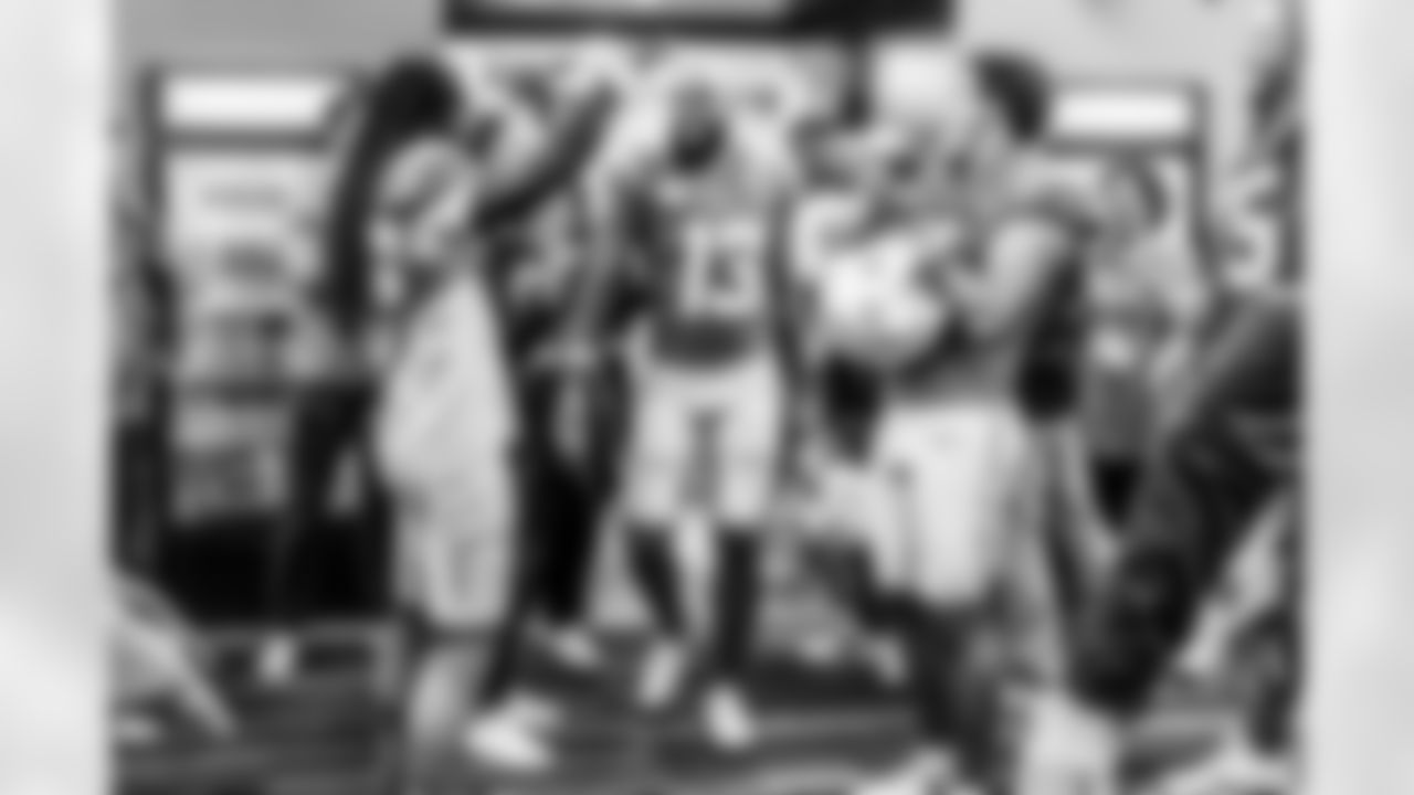 Take a look back at the Chargers Week 10 matchup with the Steelers in monochrome.