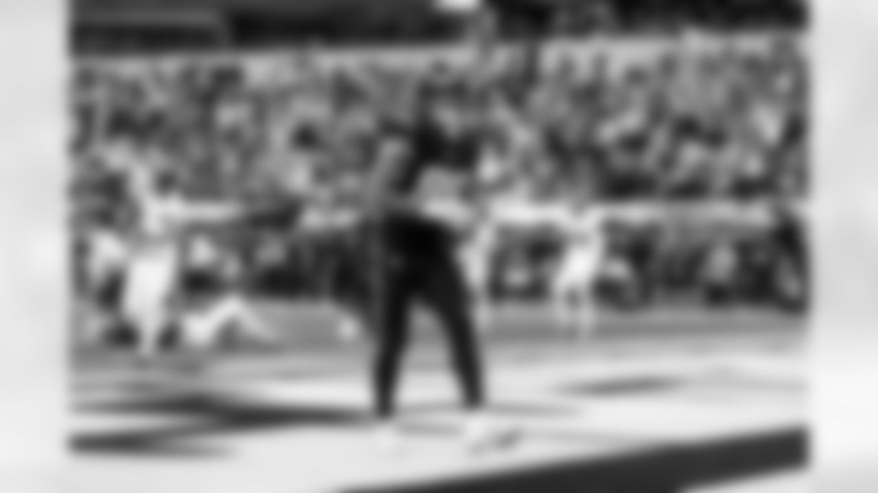 TE Oronde Gadsden (86)