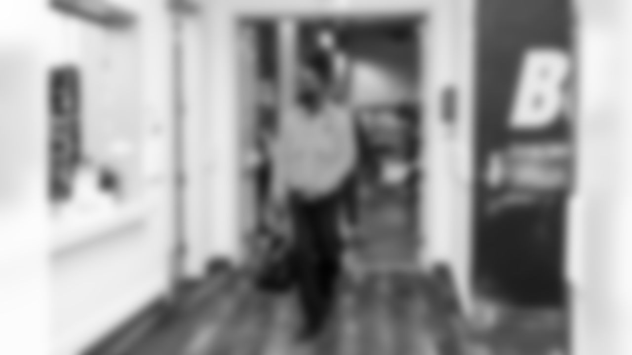 CB Donte Jackson (26)