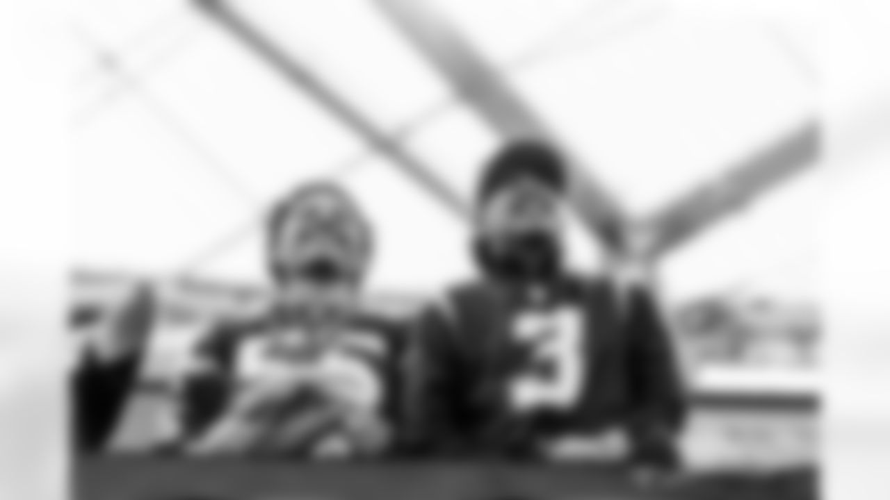 Check out some of the best photos of the Bolt Fam getting together at SoFi Stadium as the Chargers take on the Las Vegas Raiders in Week 13!