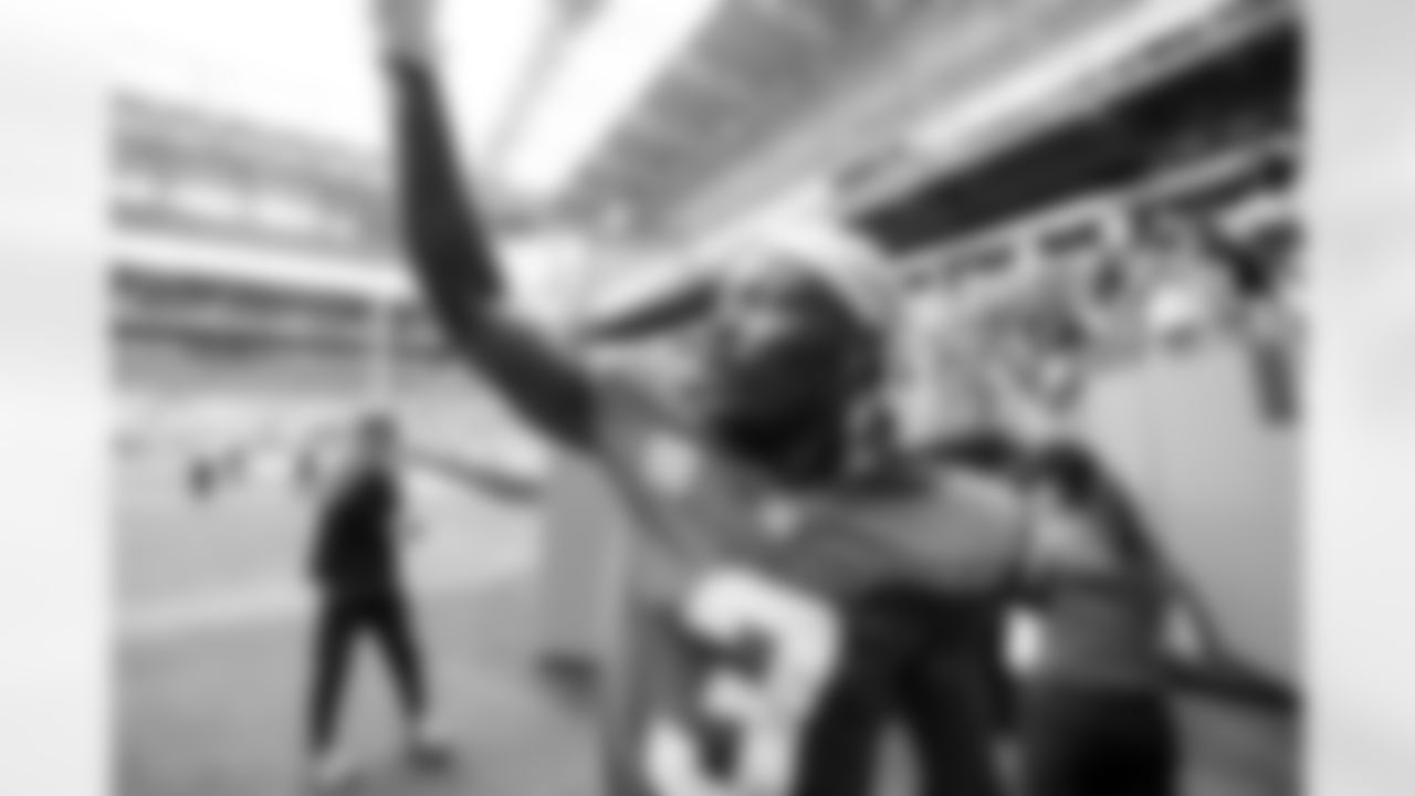 S Derwin James Jr. (3)
