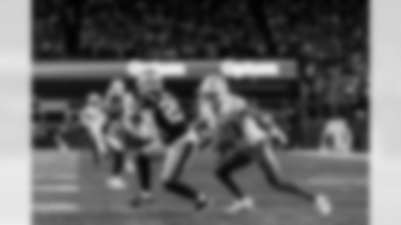 Take a look at the best photos of Chargers 2026 free agent Deane Leonard