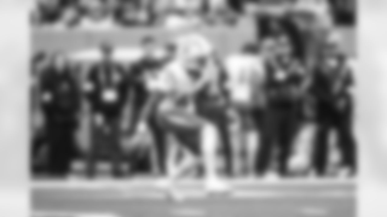 WR Derius Davis (12)