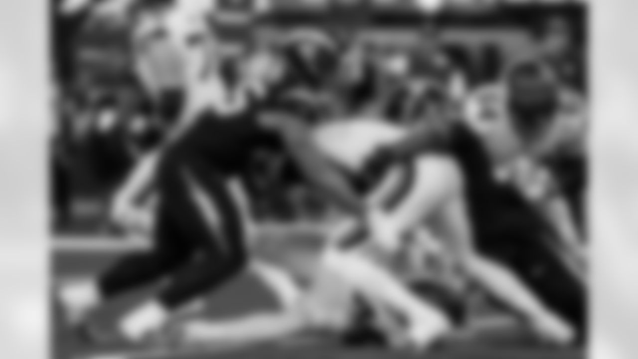 Chargers OLB Tuli Tuipulotu (#45) in action during their Pro Bowl season.