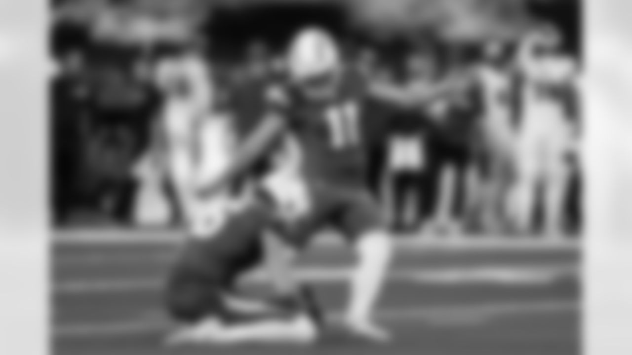 K Cameron Dicker (11) and P JK Scott (16)