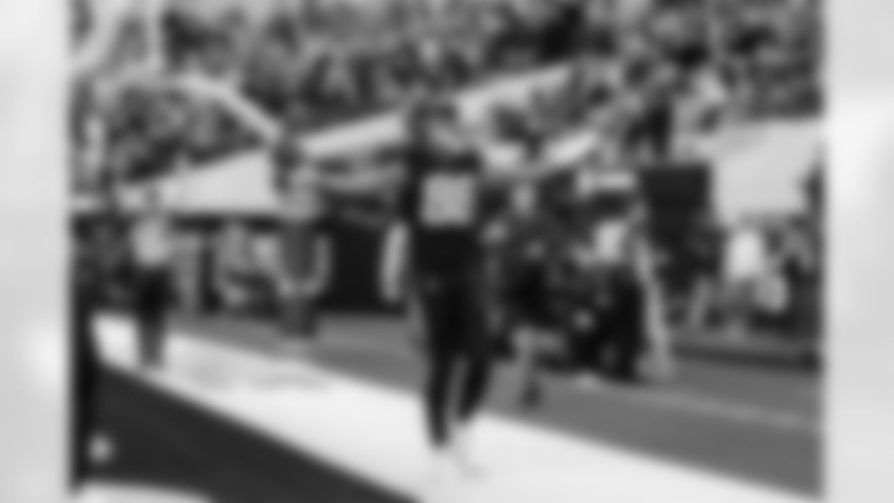 TE Oronde Gadsden (86)