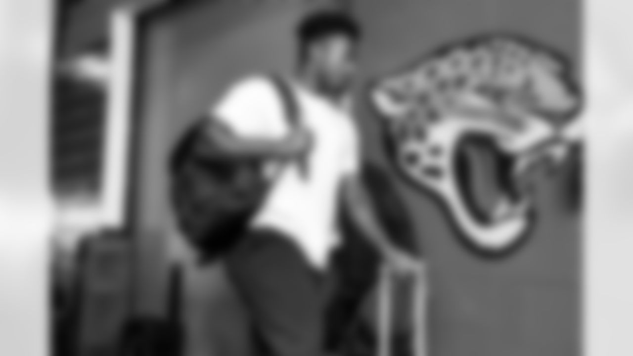 RB Kimani Vidal (30)