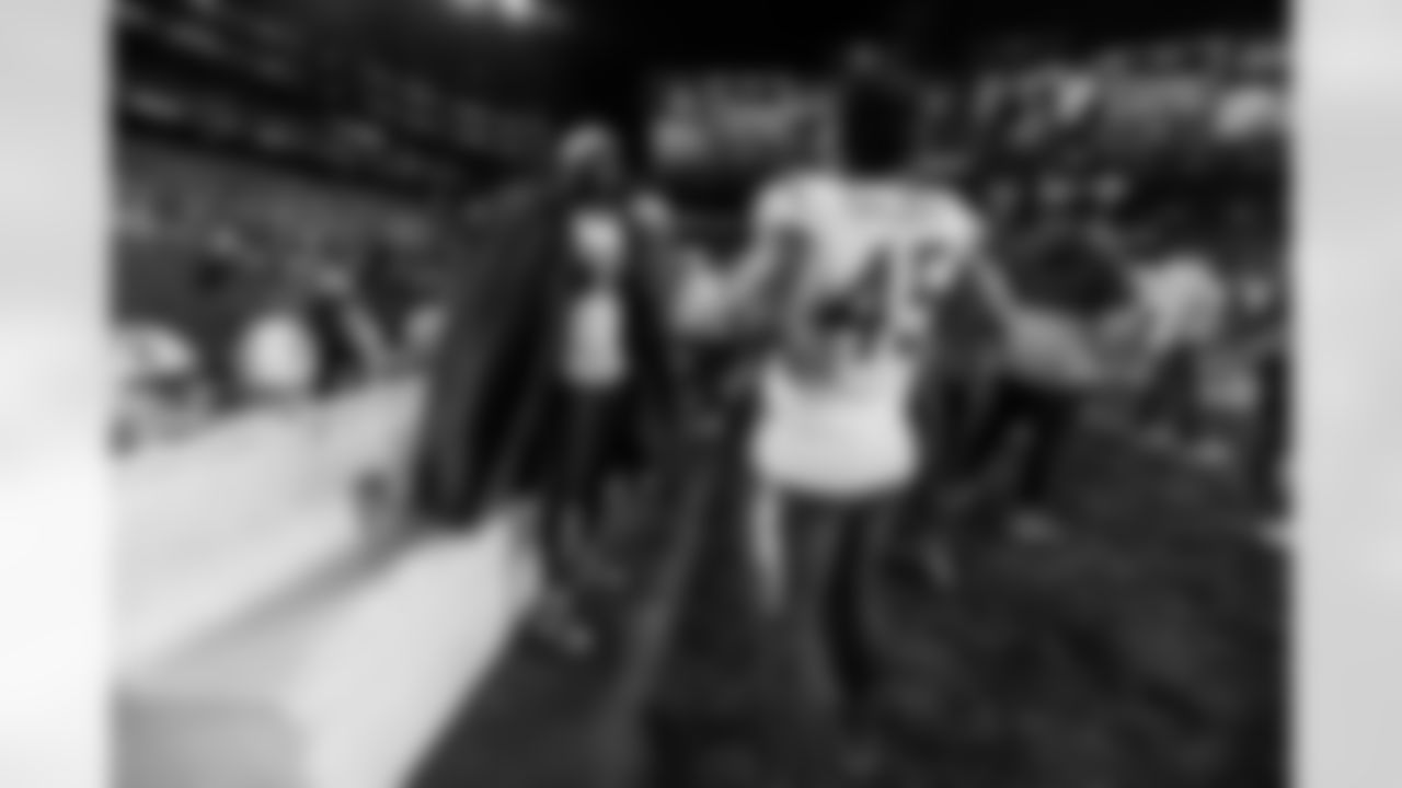 Take a look back at the best photos of Tuli Tuipulotu's 2025 campaign.