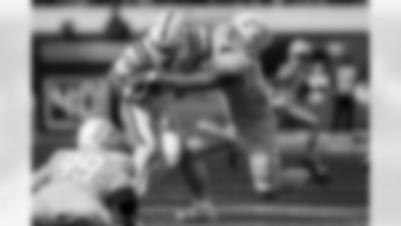 Chargers OLB Tuli Tuipulotu (#45) in action during their Pro Bowl season.