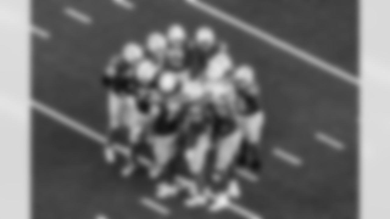 Check out the best shots from the Chargers Week 10 matchup against the Steelers!