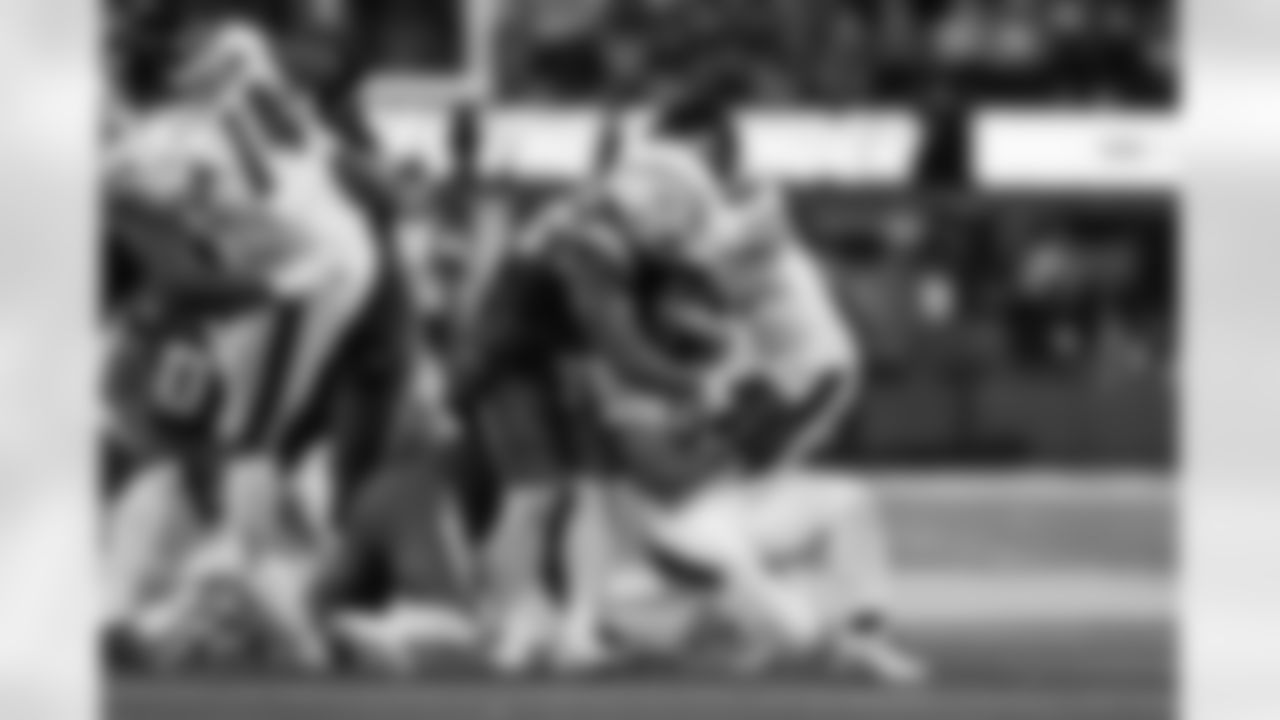 OLB Tuli Tuipulotu (45)