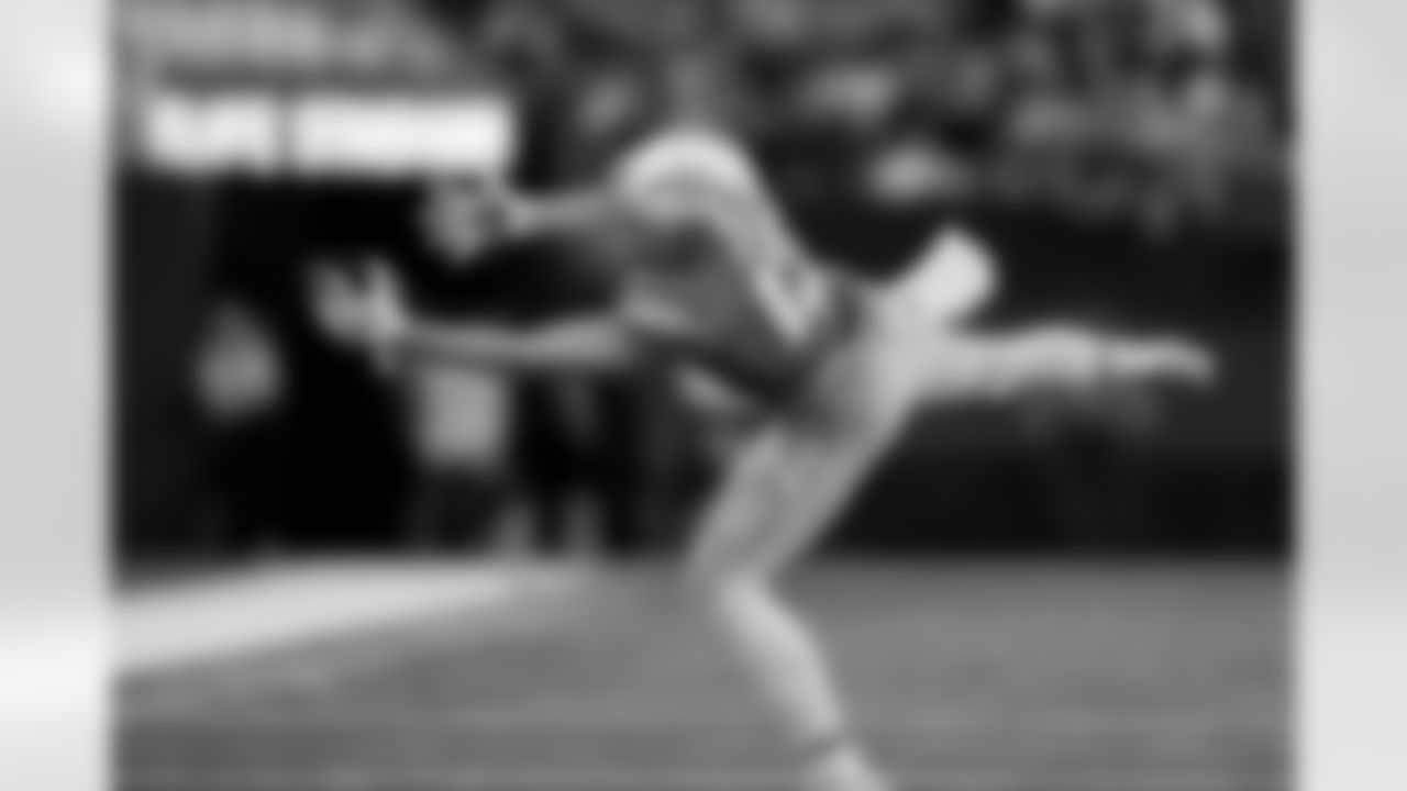 The Los Angeles Chargers play the New York Jets on Monday, November 6, 2023 at MetLife Stadium in East Rutherford, NJ.
[FINAL SCORE: LAC 27 - NYJ 6]

** This catch pushed Keenan Allen over 10,000 receiving yards for his career