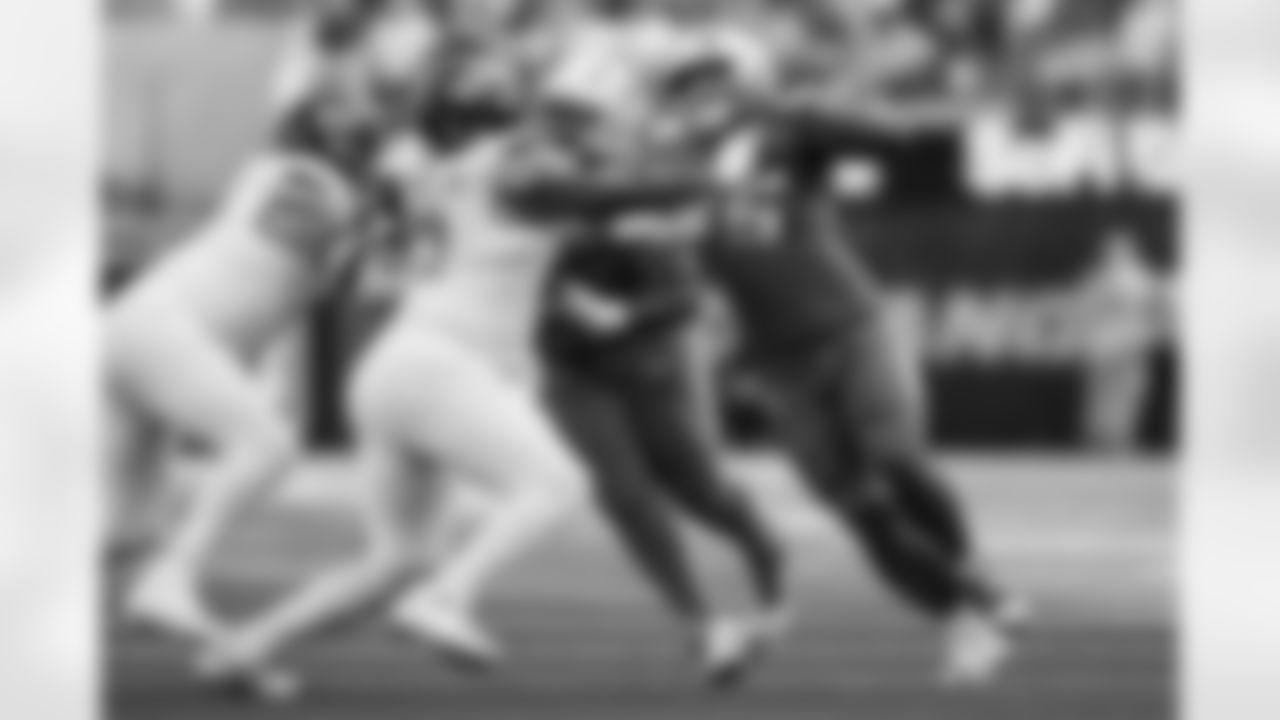 Take a look back at the best photos of Tuli Tuipulotu's 2025 campaign.