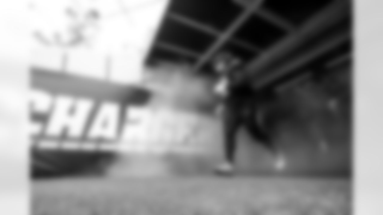 DT Jamaree Caldwell (99)