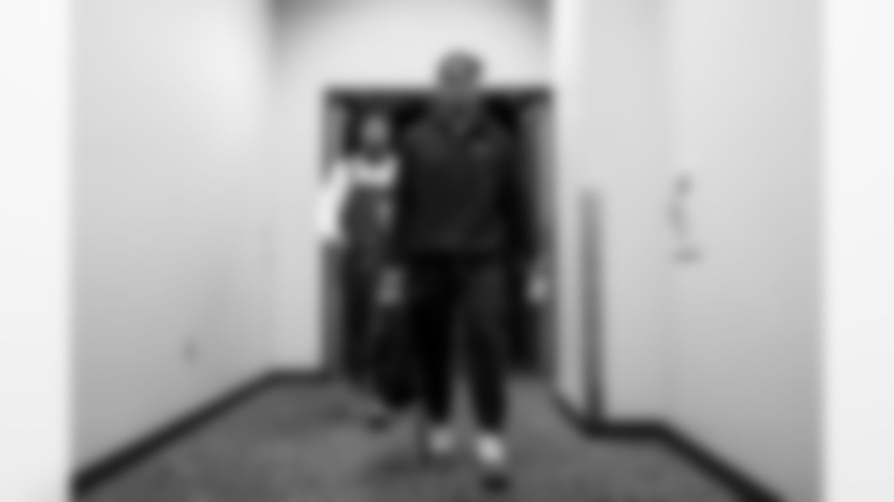 S Kendall Williamson (40)