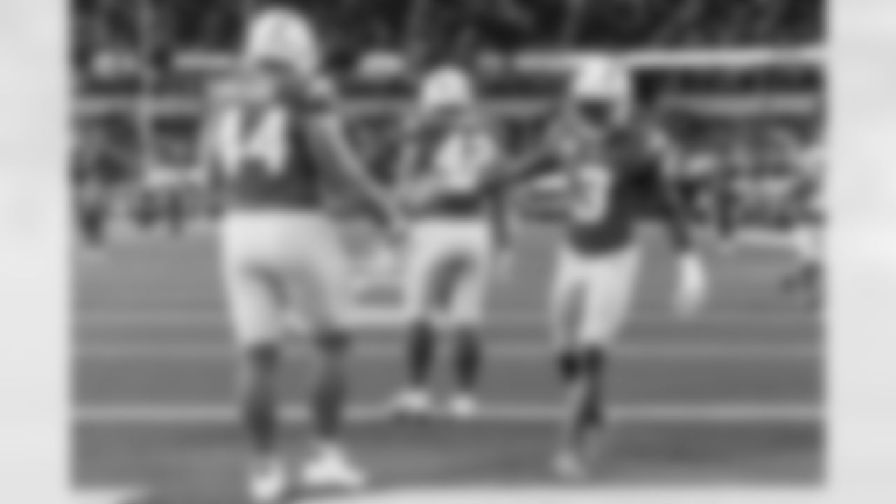 Check out the best shots from the Chargers Week 10 matchup against the Steelers!