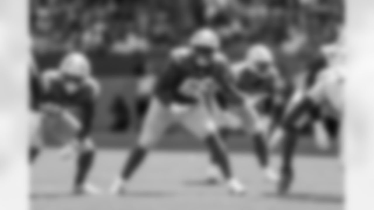 T Bobby Hart (66)