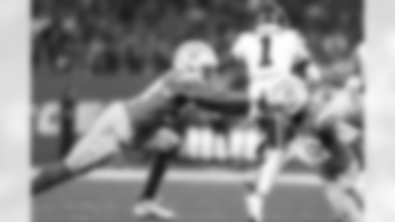 OLB Khalil Mack (52)