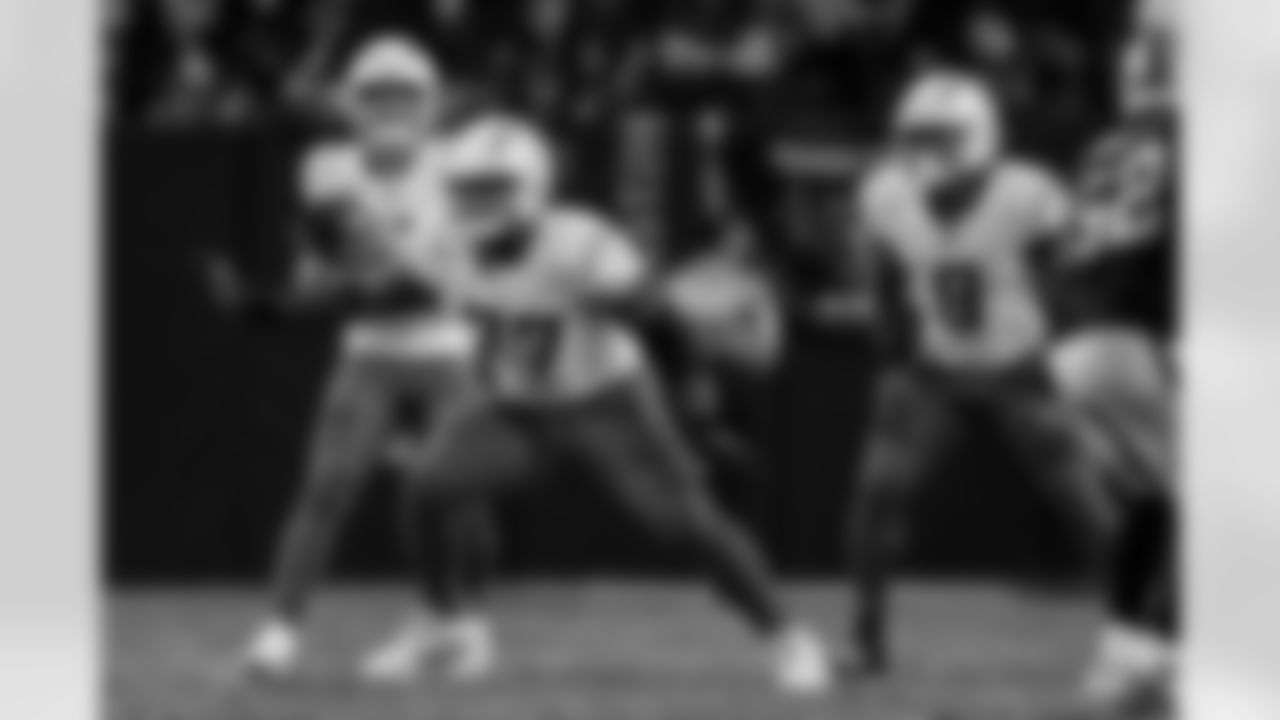 Take a look at the best photos of Chargers 2026 free agent Zion Johnson