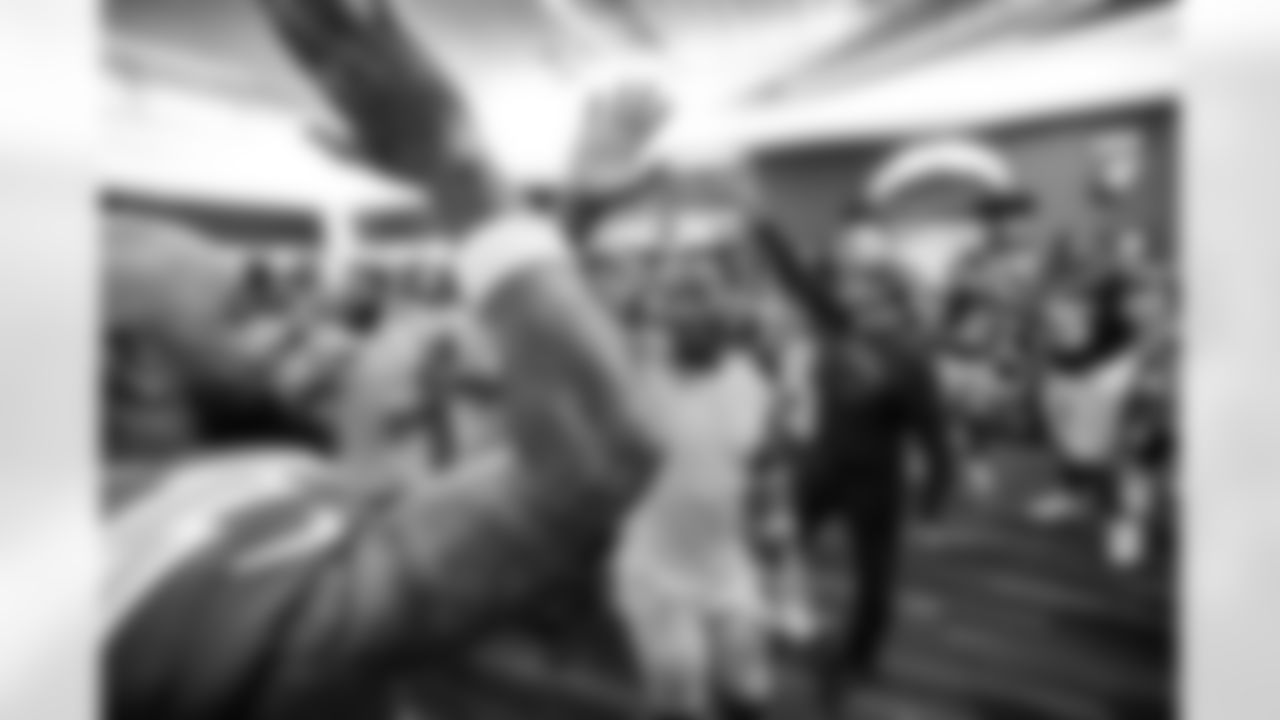 S Derwin James Jr. (3)