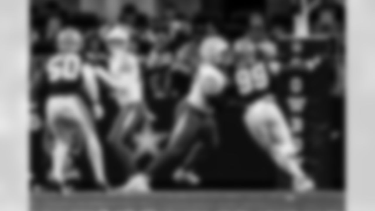 Take a look at the best photos of Chargers 2026 free agent Zion Johnson