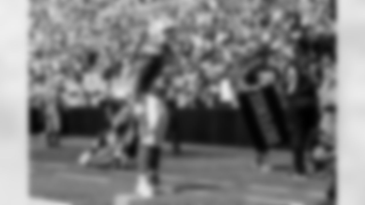 The Los Angeles Chargers play the Carolina Panthers on Sunday, September 15, 2024 at Bank of America Stadium in Charlotte, NC.
[FINAL SCORE: LAC 26 - CAR 3]