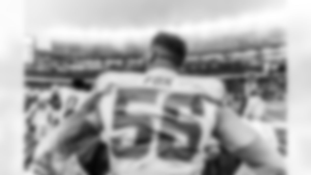 Take a look back at the Chargers Week 17 matchup with the Patriots in monochrome!