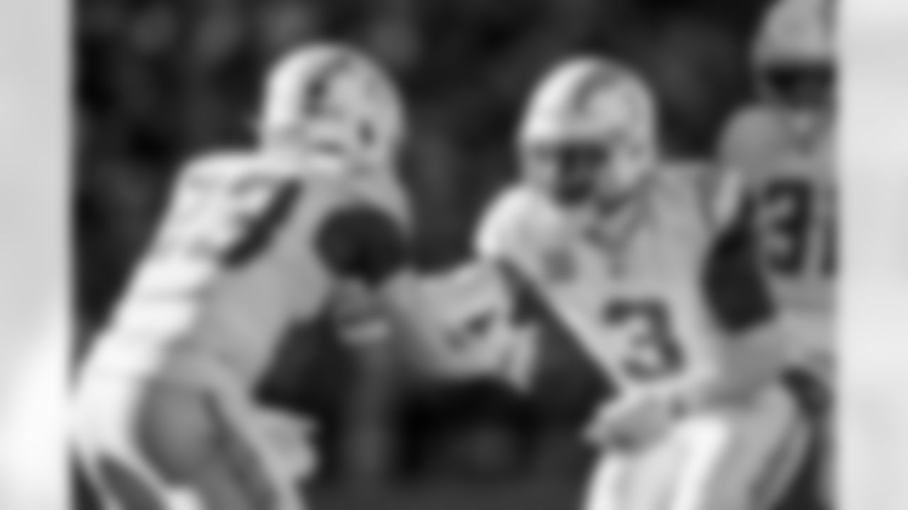 Check out the best shots from the Chargers Week 15 matchup against the Chiefs!