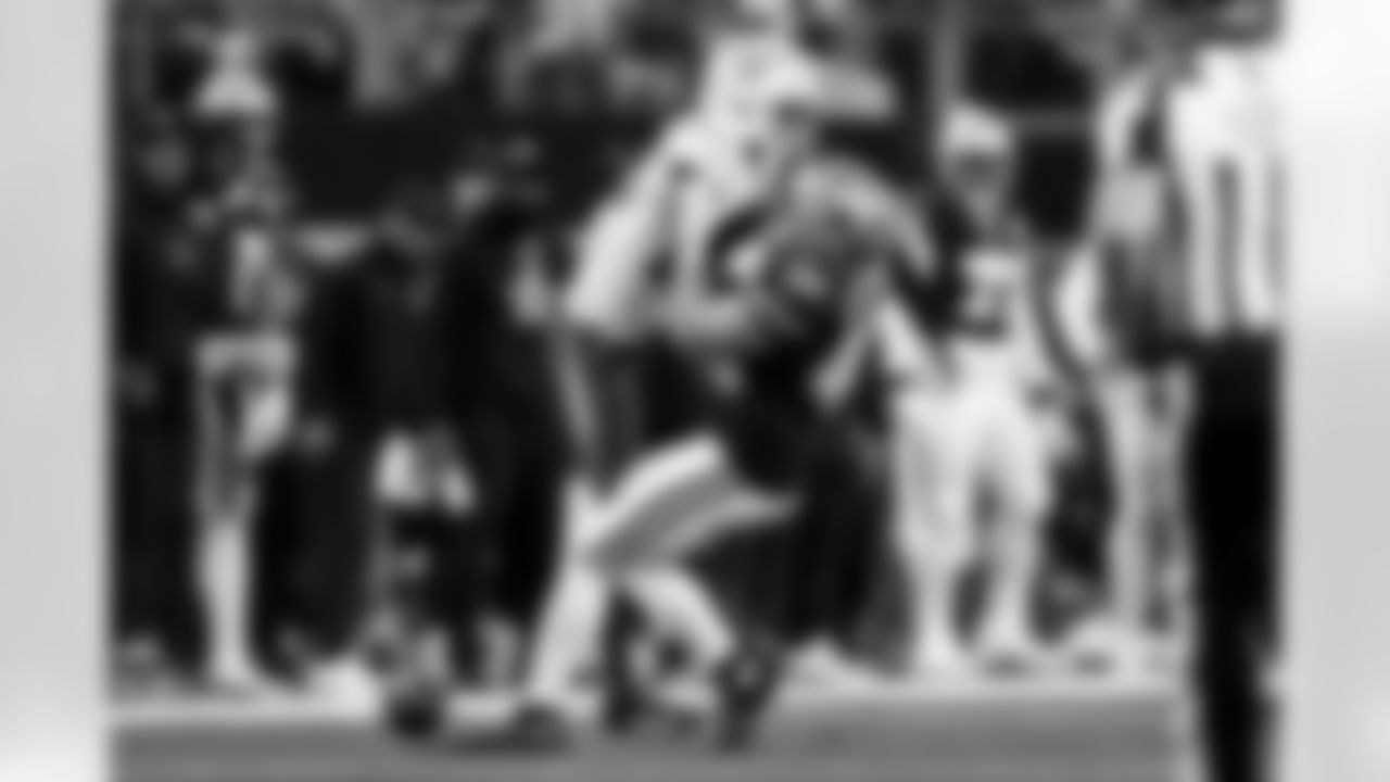 Check out the best shots from the Chargers Week 16 matchup against the Cowboys!