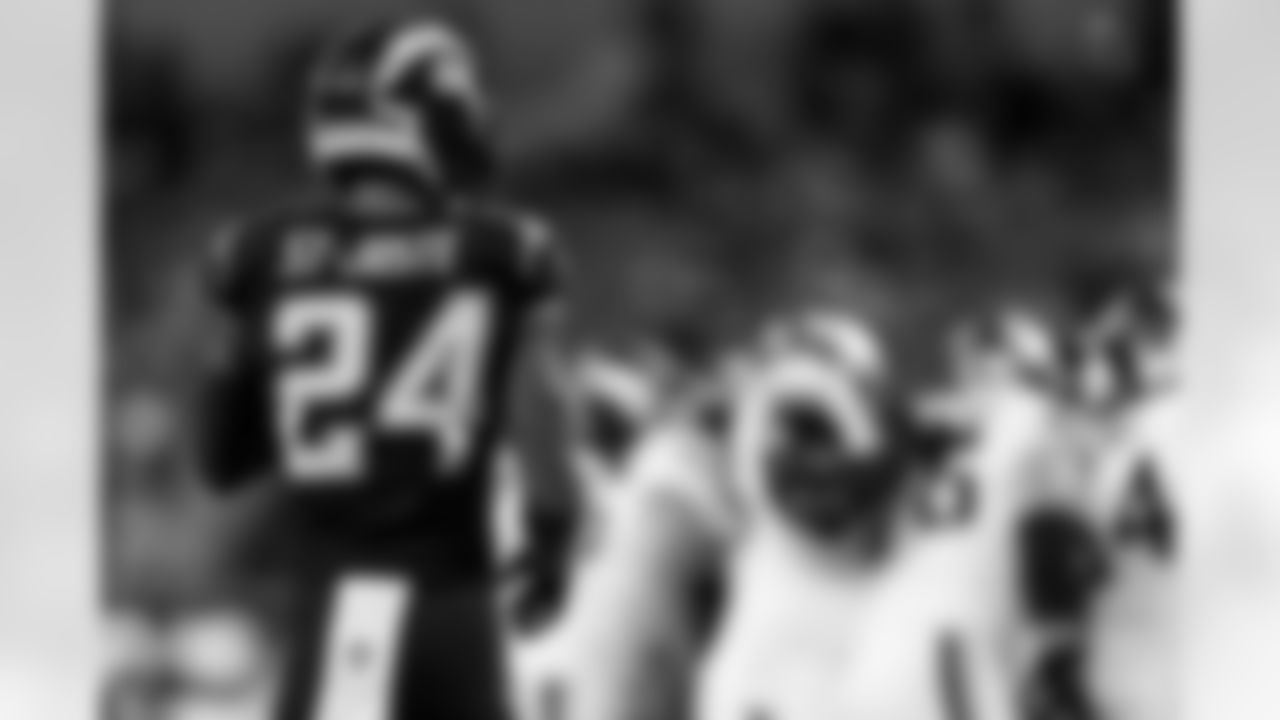 Take a look at the best photos of Chargers 2026 free agent Benjamin St-Juste