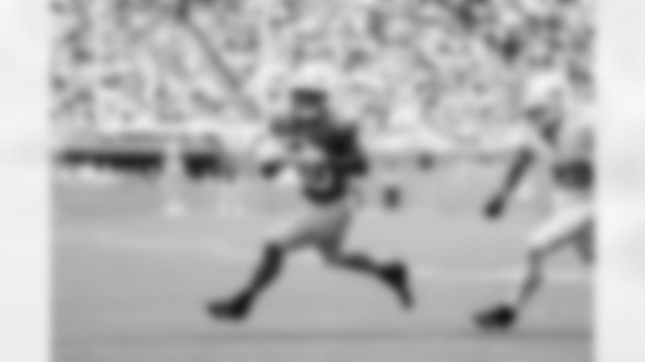 RB Kimani Vidal (30)
