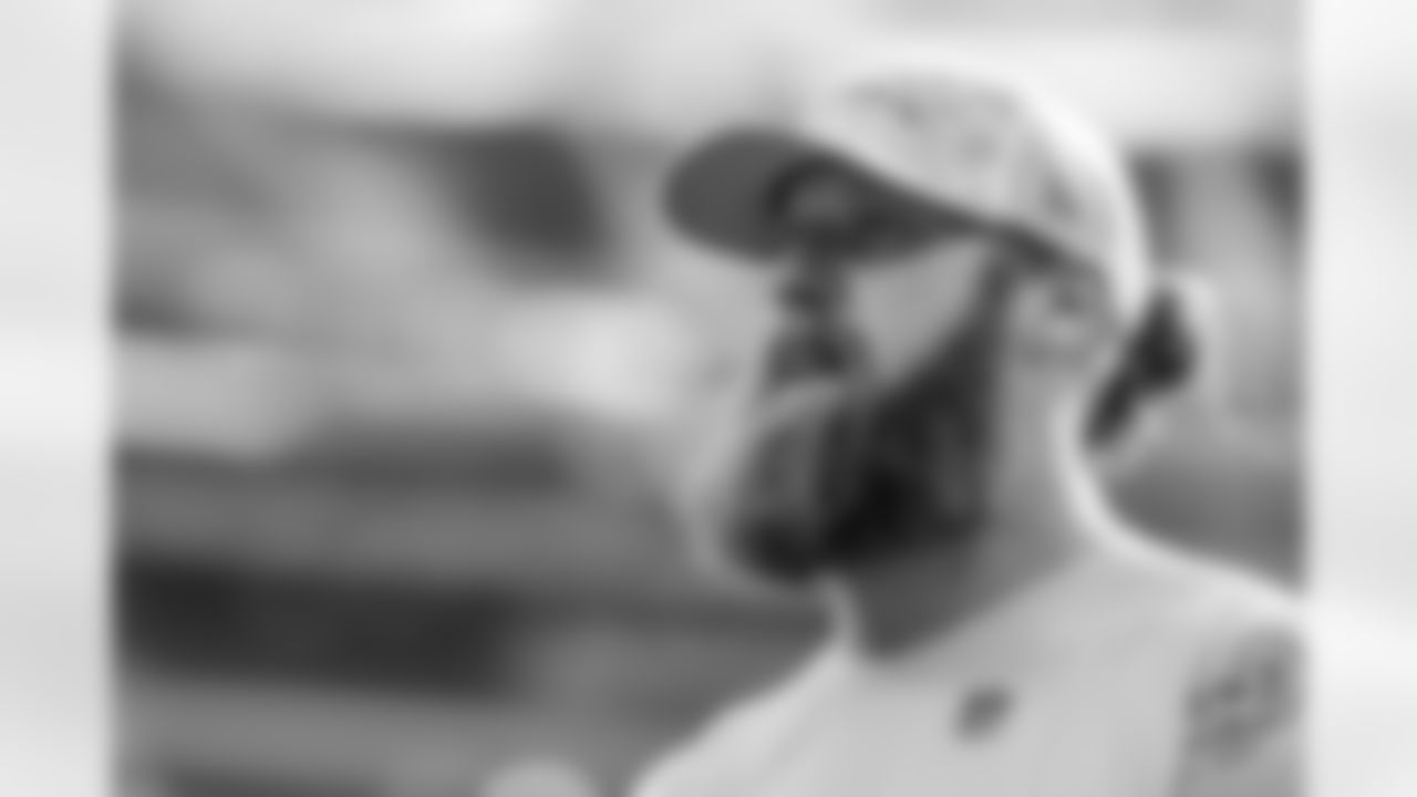 The Los Angeles Chargers play the Tennessee Titans on Sunday, November 10, 2024 at SoFi Stadium in Inglewood, CA.
[FINAL SCORE: LAC 27 - TEN 17]