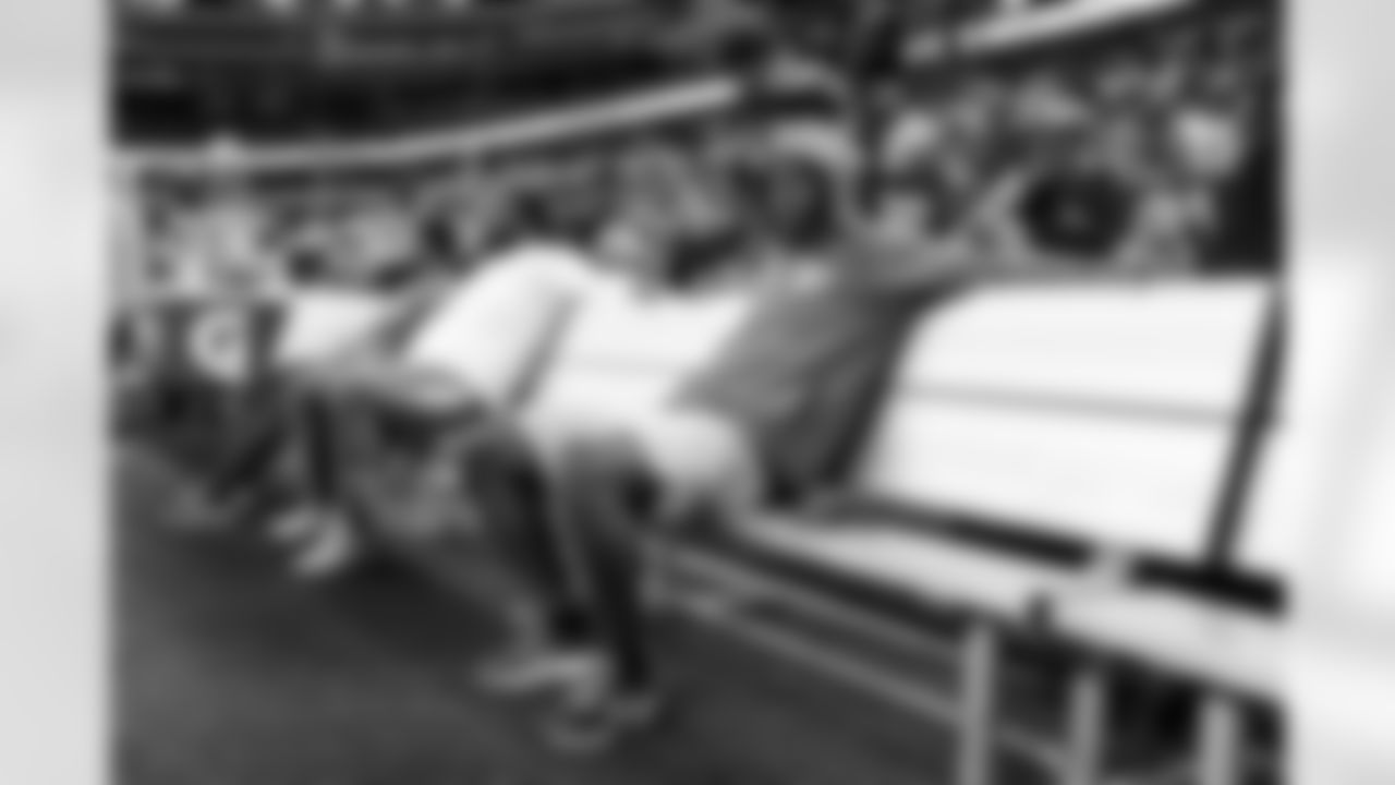 WR Dalevon Campbell (81)