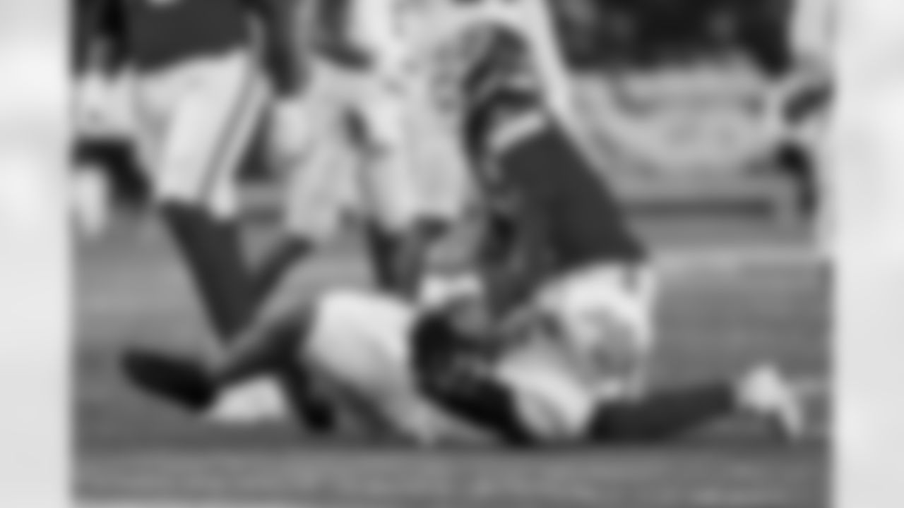 OLB Khalil Mack (52)