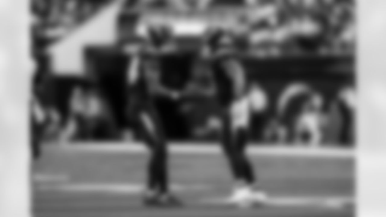 Take a look at the best photos of Chargers 2026 free agent Denzel Perryman