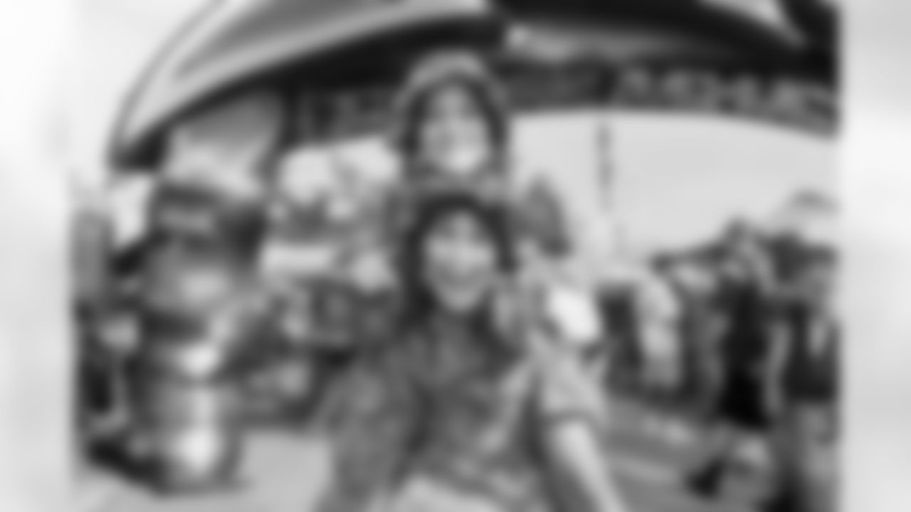 20250923_Tailgate_035