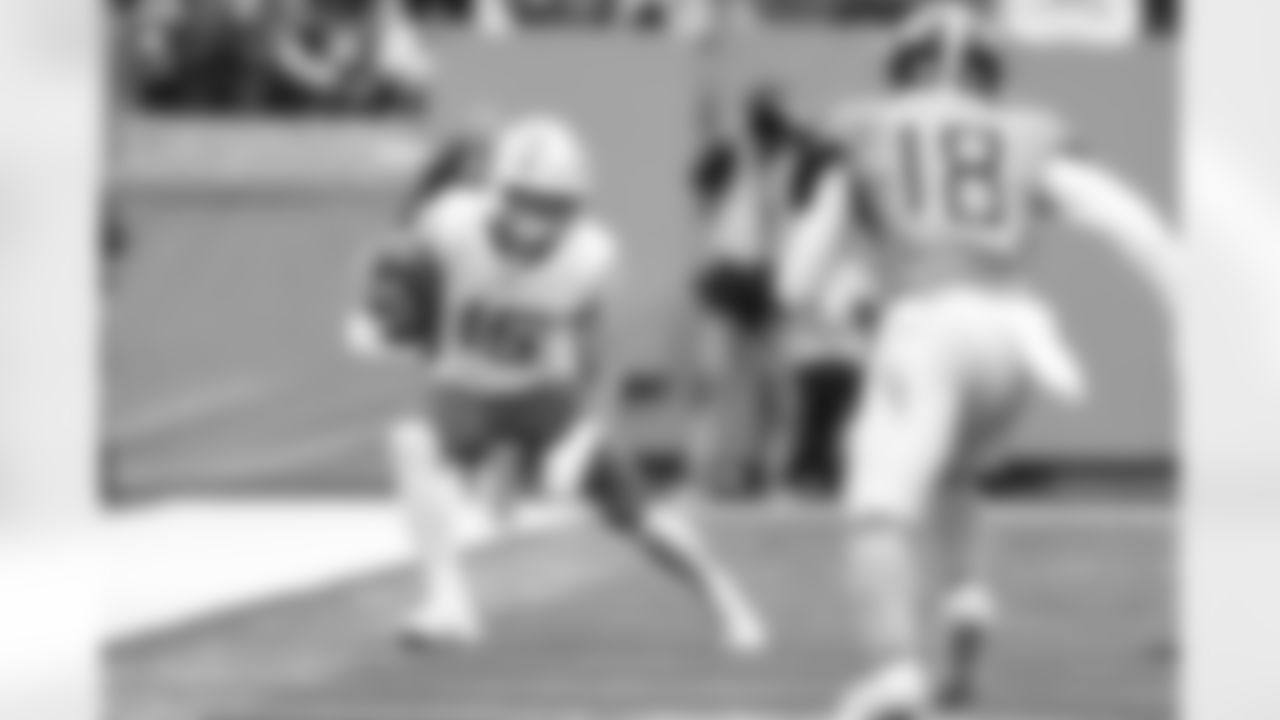 WR Ladd McConkey (15)