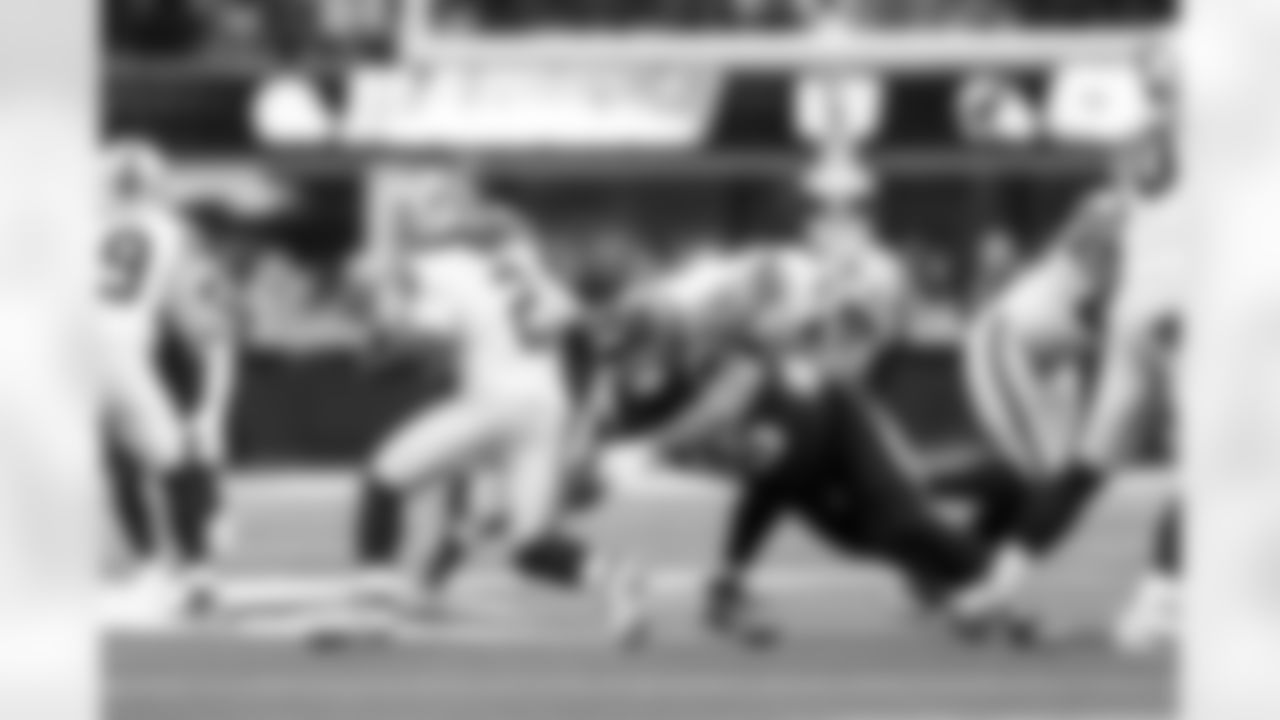 OLB Tuli Tuipulotu (45)