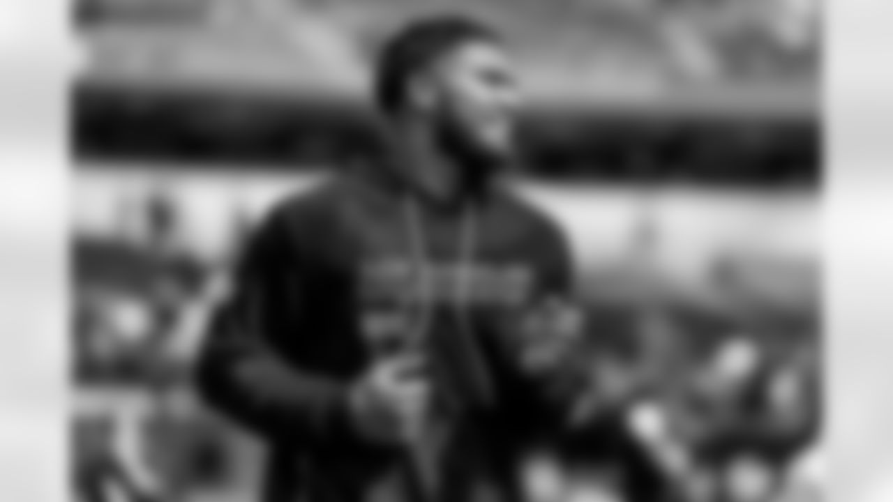 Take a look back at the best photos of Tuli Tuipulotu's 2025 campaign.