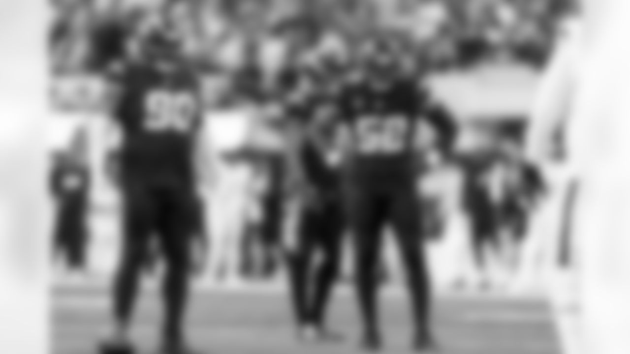 Check out the best shots from the Chargers Week 8 matchup against the Vikings!