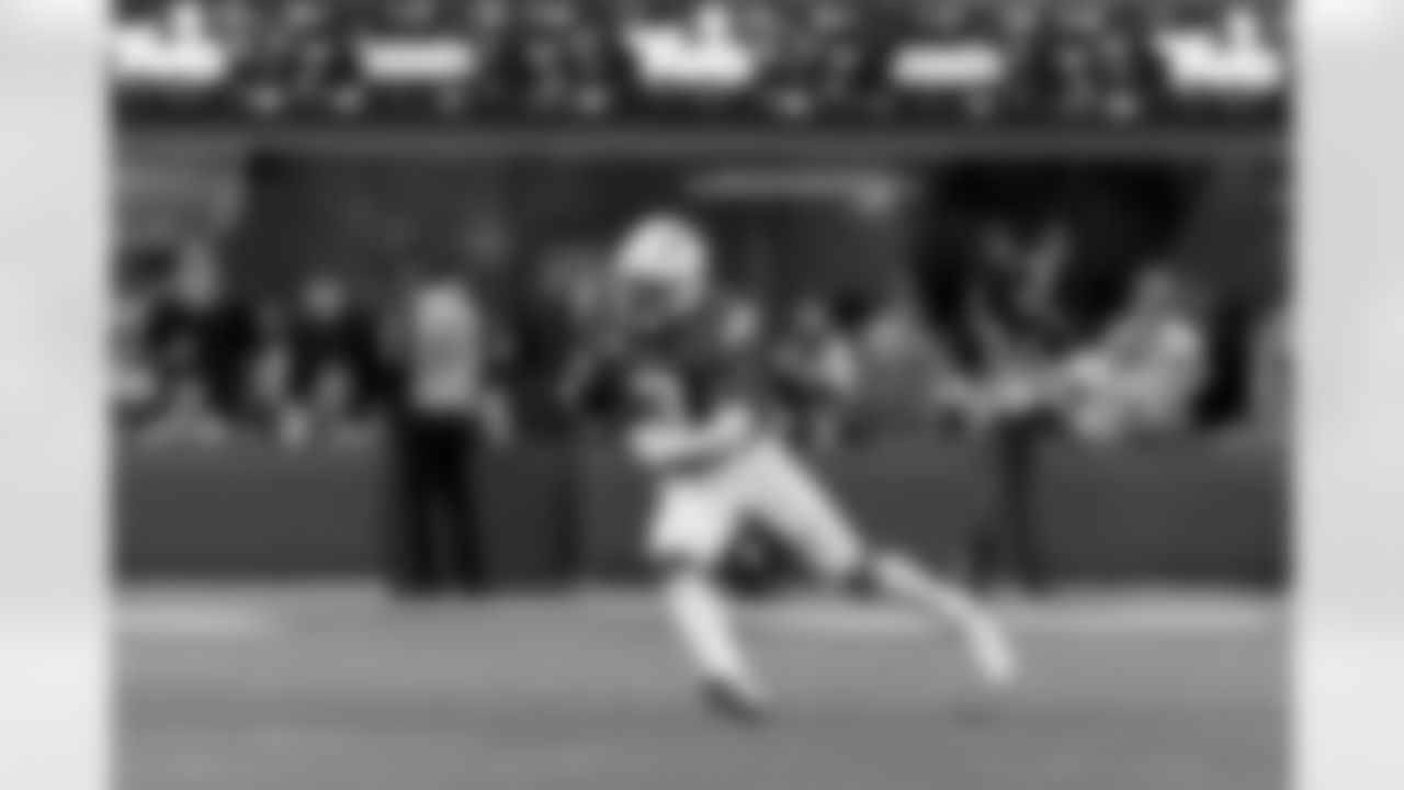 The Los Angeles Chargers play the Chicago Bears on Sunday, October 29, 2023 at SoFi Stadium in Inglewood, CA.
[FINAL SCORE: LAC 30 - CHI 10]