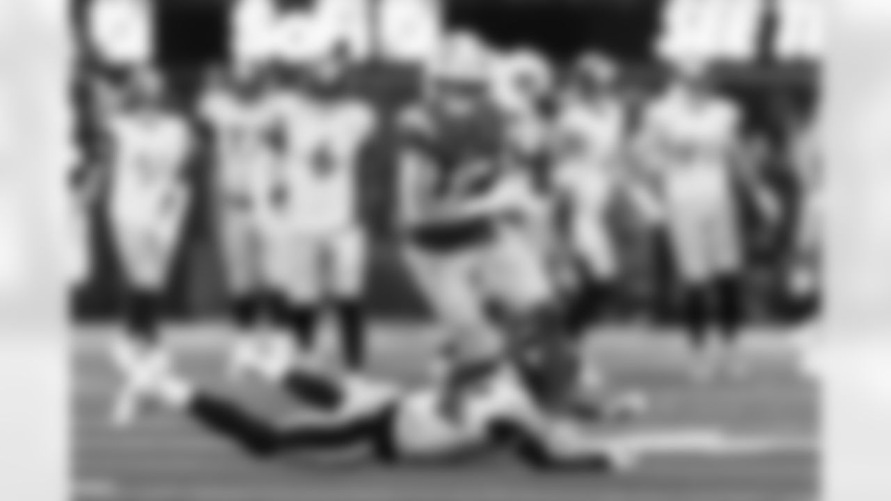 Check out the best shots from the Chargers Week 10 matchup against the Steelers!