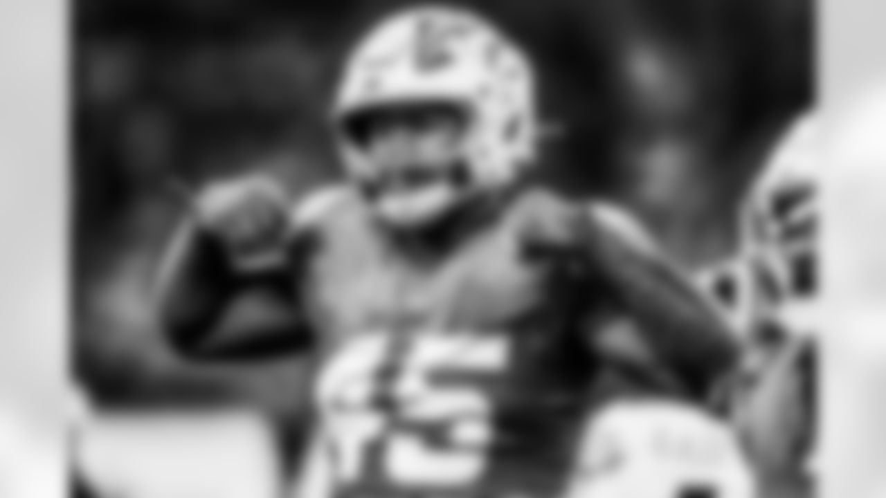 Take a look back at the Chargers Week 10 matchup with the Steelers in monochrome.