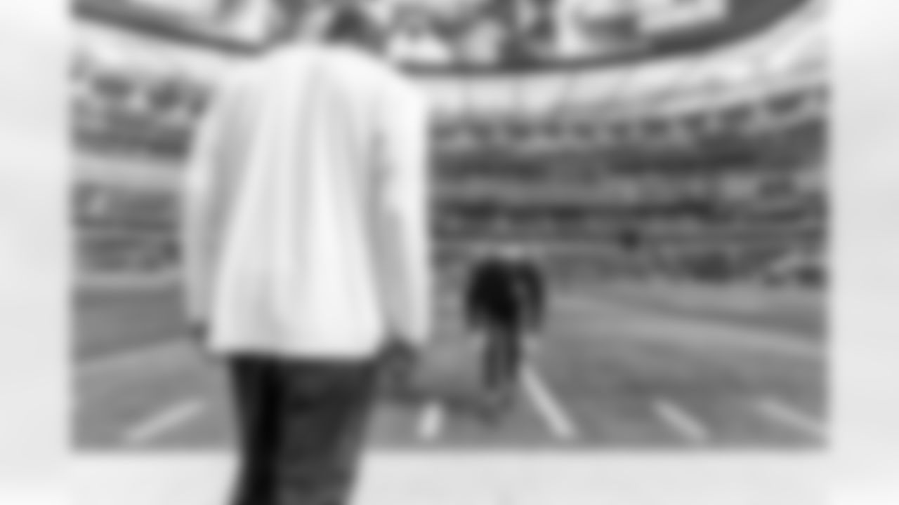 The Los Angeles Chargers play the Tennessee Titans on Sunday, November 10, 2024 at SoFi Stadium in Inglewood, CA.
[FINAL SCORE: LAC 27 - TEN 17]