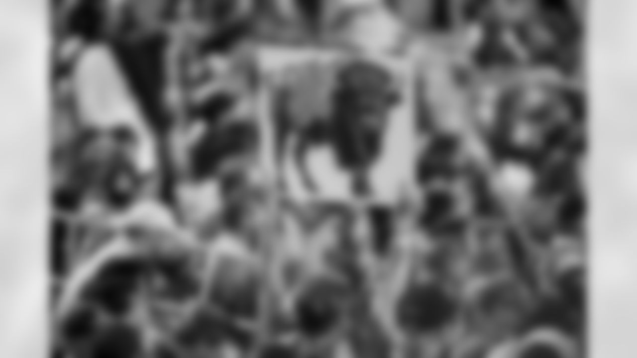 The Los Angeles Chargers play the Dallas Cowboys on Monday, October 16, 2023 at SoFi Stadium in Inglewood, CA.
[FINAL SCORE: DAL 20 - LAC 17]