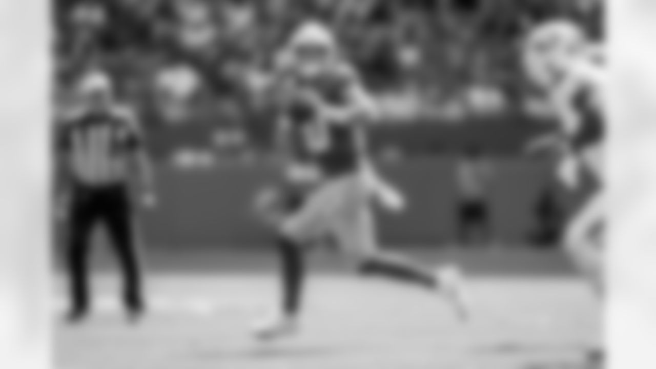 Check out the best shots from the Chargers Week 6 matchup against the Dolphins!
