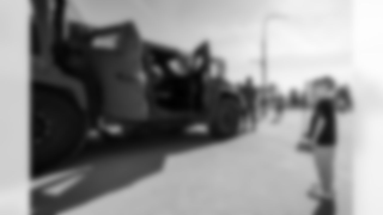 The Los Angeles Chargers play the Tennessee Titans on Sunday, November 10, 2024 at SoFi Stadium in Inglewood, CA.
[FINAL SCORE: LAC 27 - TEN 17]